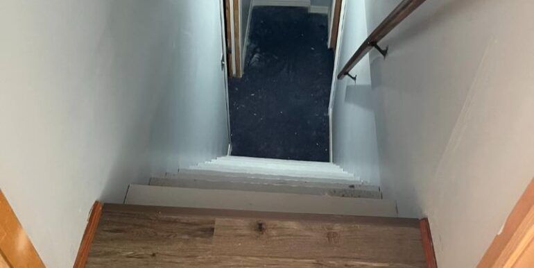 880 e michigan unit a basement stairs